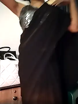 Aish29xh online show from March 1, 2025, 9:15 pm