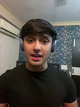 Snapshot of sunny49477 chatting on February 1, 2025, 11:10 am sunny49477 online show from February 1, 2025, 11:10 am