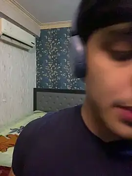 Snapshot of sunny49477 chatting on February 3, 2025, 12:36 pm sunny49477 online show from February 3, 2025, 12:36 pm