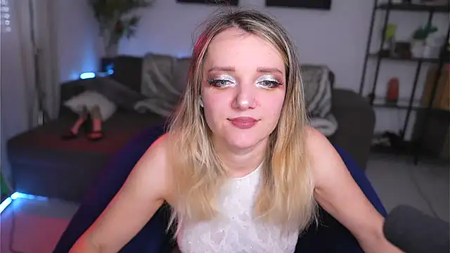 Magnetic Amy online show from February 6, 2025, 10:59 am