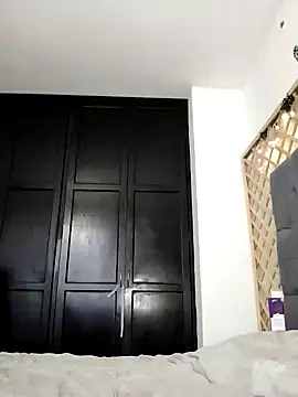 Snapshot of Mia_WAll chatting on January 12, 2025, 12:12 pm Mia WAll online show from January 12, 2025, 12:12 pm