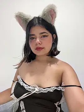 Snapshot of pretty_angela1 chatting on January 30, 2025, 2:49 am pretty angela1 online show from January 30, 2025, 2:49 am