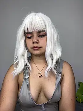 Snapshot of pretty_angela1 chatting on March 12, 2025, 3:57 am pretty angela1 online show from March 12, 2025, 3:57 am