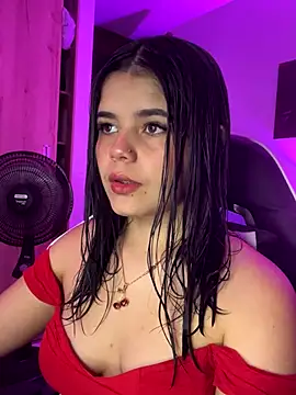 Snapshot of pretty_angela1 chatting on October 2, 2025, 2:07 am pretty angela1 online show from October 2, 2025, 2:07 am