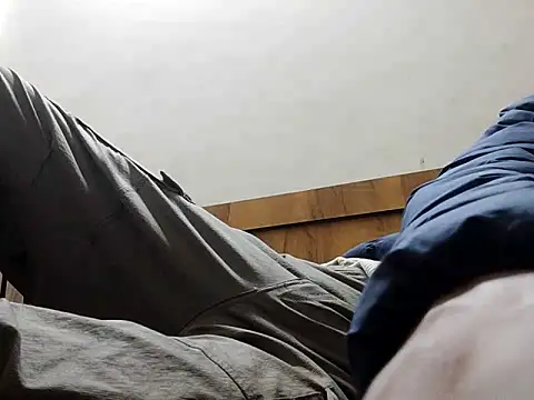 Snapshot of iamharryy chatting on November 12, 2025, 5:24 pm iamharryy online show from November 12, 2025, 5:24 pm