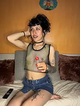 Snapshot of indira_k chatting on February 28, 2026, 1:06 am indira k online show from February 28, 2026, 1:06 am