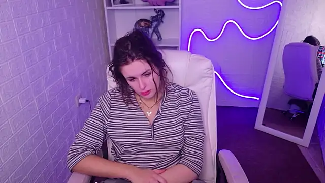 StellaFrost online show from November 10, 2025, 4:17 pm