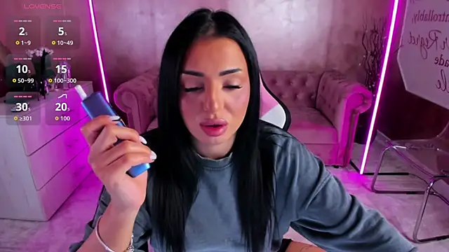 evanew  online show from September 9, 2025, 4:28 pm