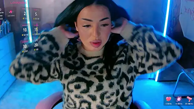 evanew  online show from October 21, 2025, 4:30 pm