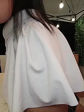 Isabellitasexi38 online show from November 24, 2025, 3:28 am