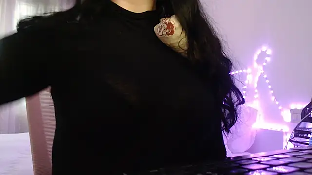 Snapshot of LasolitaAuri chatting on February 5, 2026, 3:16 pm LasolitaAuri online show from February 5, 2026, 3:16 pm