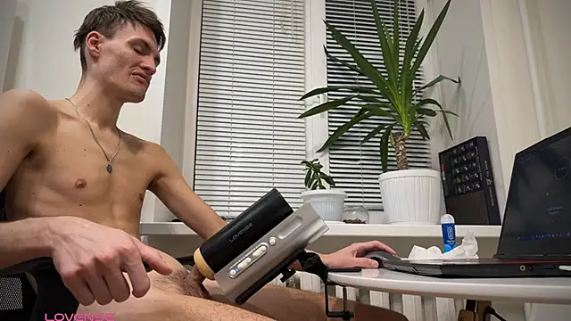 Snapshot of BrendanSilvers chatting on January 30, 2025, 8:31 pm BrendanSilvers online show from January 30, 2025, 8:31 pm