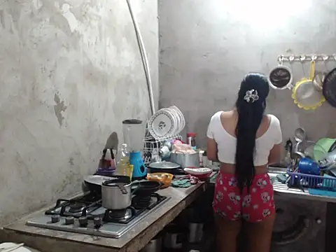 Snapshot of Coral0403 chatting on December 21, 2025, 3:30 pm Coral0403 online show from December 21, 2025, 3:30 pm