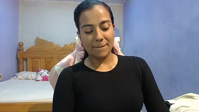 Snapshot of Coral0403 chatting on March 5, 2026, 12:06 am Coral0403 online show from March 5, 2026, 12:06 am