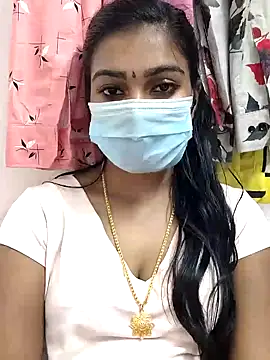Snapshot of meena_27 chatting on January 28, 2025, 9:08 am meena 27 online show from January 28, 2025, 9:08 am
