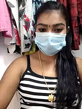 Snapshot of meena_27 chatting on January 31, 2025, 5:40 am meena 27 online show from January 31, 2025, 5:40 am