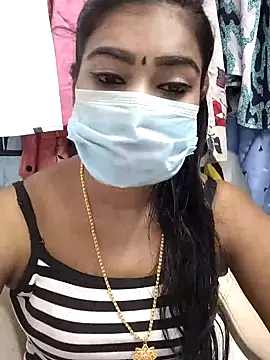 Snapshot of meena_27 chatting on January 31, 2025, 3:22 pm meena 27 online show from January 31, 2025, 3:22 pm