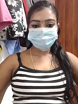 Snapshot of meena_27 chatting on February 21, 2025, 3:54 pm meena 27 online show from February 21, 2025, 3:54 pm