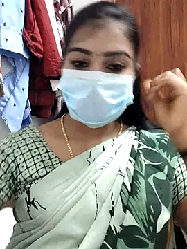 Snapshot of meena_27 chatting on March 1, 2025, 4:44 pm meena 27 online show from March 1, 2025, 4:44 pm