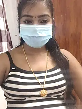 Snapshot of meena_27 chatting on March 3, 2025, 4:35 pm meena 27 online show from March 3, 2025, 4:35 pm