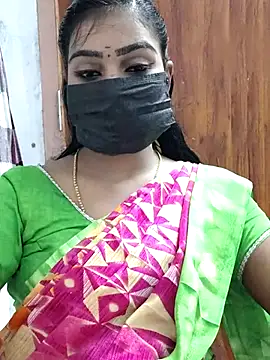 Snapshot of meena_27 chatting on March 18, 2025, 5:10 pm meena 27 online show from March 18, 2025, 5:10 pm