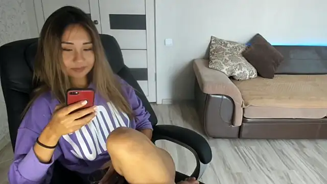 karishee online show from November 6, 2025, 7:37 pm