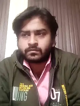 Snapshot of indihotguy chatting on January 17, 2025, 12:52 pm indihotguy online show from January 17, 2025, 12:52 pm