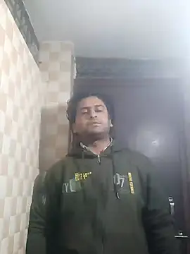 Snapshot of indihotguy chatting on February 10, 2025, 8:10 pm indihotguy online show from February 10, 2025, 8:10 pm