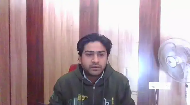 Snapshot of indihotguy chatting on February 13, 2025, 6:20 am indihotguy online show from February 13, 2025, 6:20 am