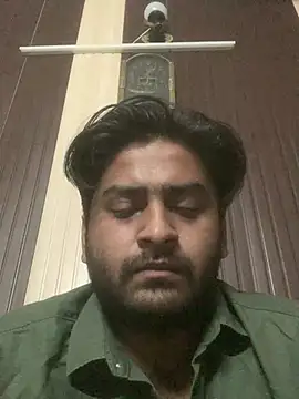 Snapshot of indihotguy chatting on February 27, 2025, 11:10 am indihotguy online show from February 27, 2025, 11:10 am