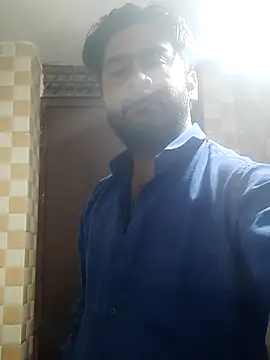 Snapshot of indihotguy chatting on March 5, 2025, 8:32 pm indihotguy online show from March 5, 2025, 8:32 pm