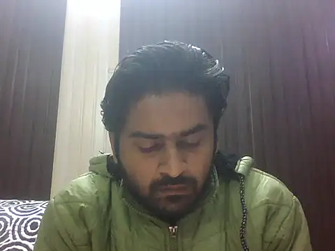 Snapshot of indihotguy chatting on December 21, 2025, 10:22 am indihotguy online show from December 21, 2025, 10:22 am