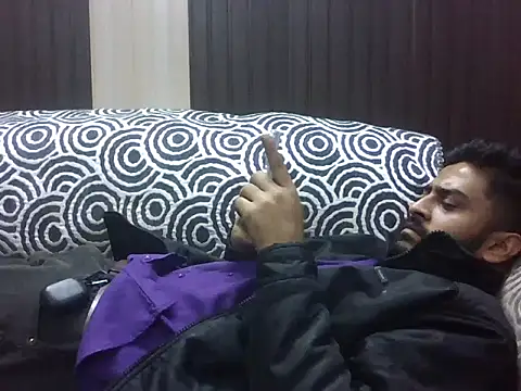 Snapshot of indihotguy chatting on February 16, 2026, 11:28 am indihotguy online show from February 16, 2026, 11:28 am