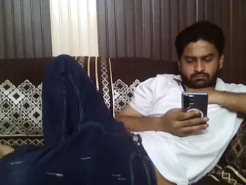 Snapshot of indihotguy chatting on April 7, 2026, 10:48 am indihotguy online show from April 7, 2026, 10:48 am