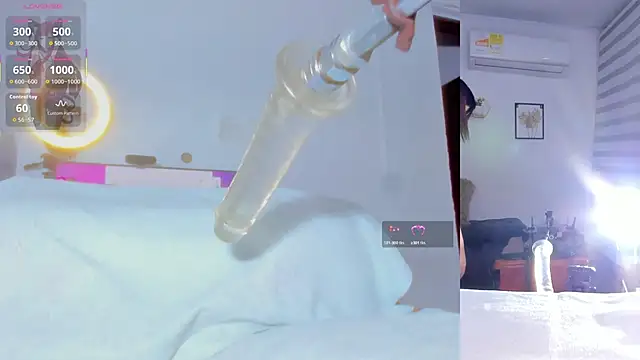 Maria Jones  online show from December 2, 2025, 1:22 am