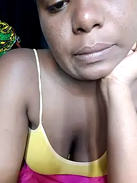 Snapshot of Queen-BD chatting on March 13, 2025, 2:01 pm Queen-BD online show from March 13, 2025, 2:01 pm