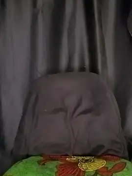 Snapshot of Queen-BD chatting on October 11, 2025, 11:36 pm Queen-BD online show from October 11, 2025, 11:36 pm