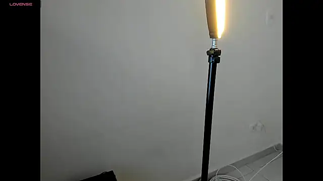 NicoleJaymes  online show from July 8, 2026, 9:52 pm