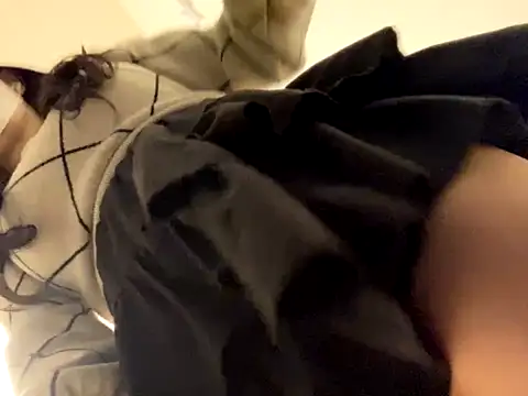 Snapshot of tequila_09 chatting on November 9, 2025, 4:05 pm tequila 09 online show from November 9, 2025, 4:05 pm