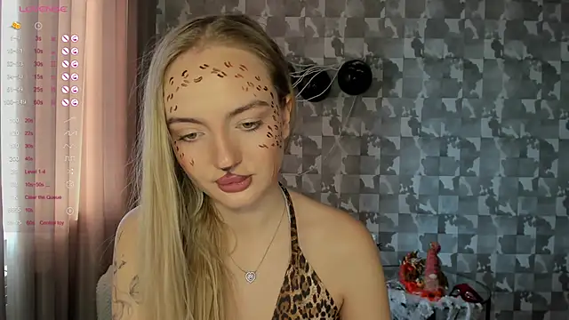 A delina online show from October 25, 2025, 10:45 am