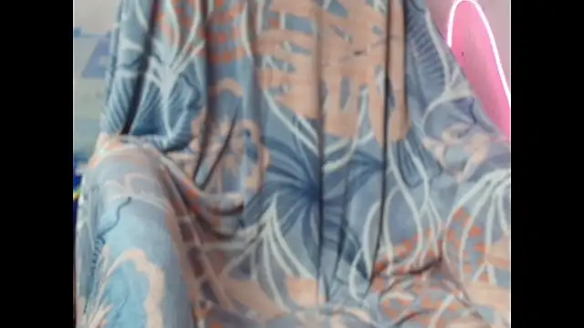 Snapshot of naaya27 chatting on January 9, 2025, 12:52 pm naaya27 online show from January 9, 2025, 12:52 pm