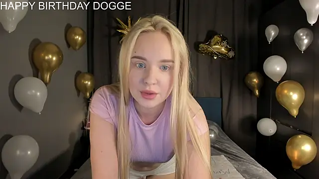 Olivia livi online show from July 4, 2026, 8:48 pm