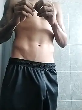 casalhot2533 online show from February 11, 2025, 4:02 pm