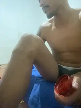 Snapshot of casalhot2533 chatting on November 17, 2025, 12:05 am casalhot2533 online show from November 17, 2025, 12:05 am