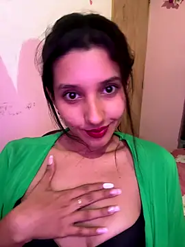 emmariders2 online show from October 19, 2025, 7:36 pm