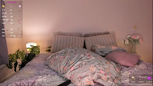 Snapshot of Max_level chatting on December 21, 2025, 12:56 pm Max level online show from December 21, 2025, 12:56 pm