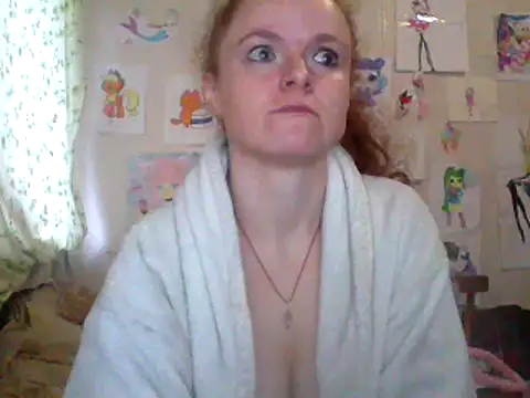 Snapshot of Rae_Jeannie chatting on January 29, 2025, 7:57 am Rae Jeannie online show from January 29, 2025, 7:57 am