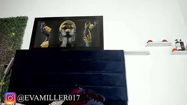 Snapshot of eva_miller7 chatting on February 7, 2025, 2:58 pm eva miller7 online show from February 7, 2025, 2:58 pm