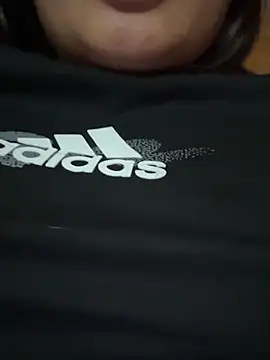 Snapshot of lunagonzales_lima_2007 chatting on November 30, 2025, 2:26 am lunagonzales lima 2007 online show from November 30, 2025, 2:26 am