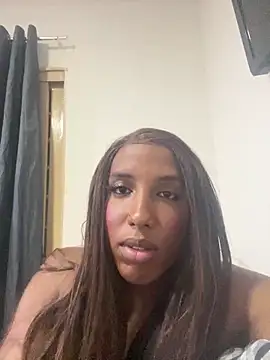 Celine trans01 online show from December 15, 2025, 4:50 am